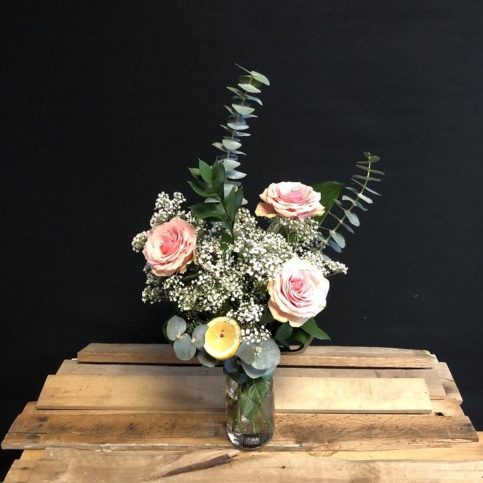 Offrez à Maman le bouquet "tu me manques" de Fleuriste Foliole Création 2020